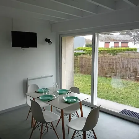 Le Marceau, Proche De La Mer.